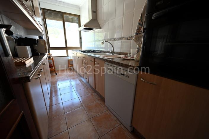 Image No.56-8 Bed House for sale