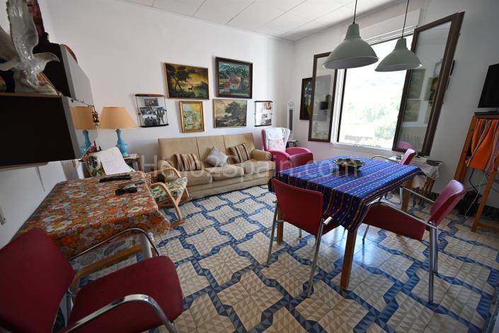 Image No.58-8 Bed House for sale