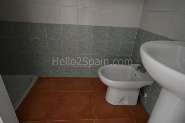 Image No.18-4 Bed Townhouse for sale