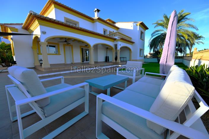 Image No.3-4 Bed Villa / Detached for sale