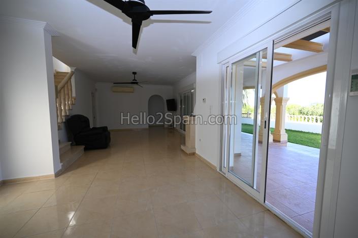 Image No.13-4 Bed Villa / Detached for sale