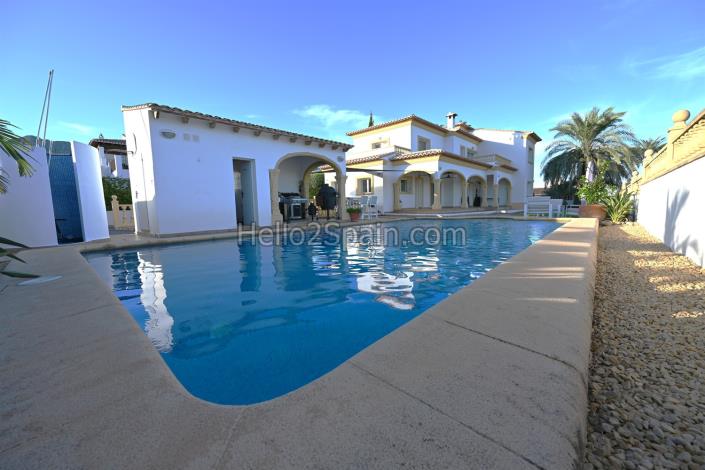 Image No.32-4 Bed Villa / Detached for sale