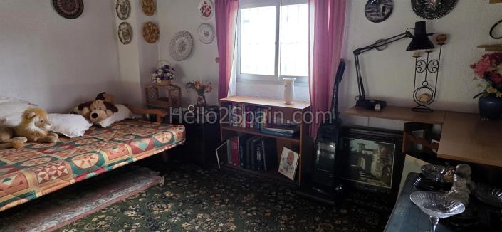 Image No.8-2 Bed Villa / Detached for sale