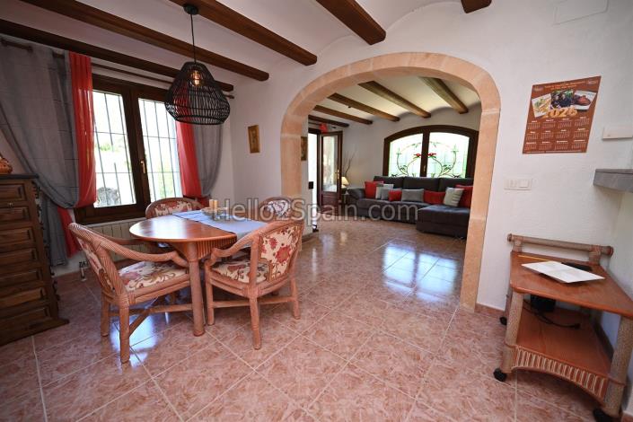Image No.11-3 Bed Villa / Detached for sale