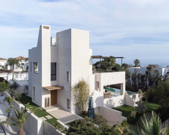 4 Bed Villa for sale