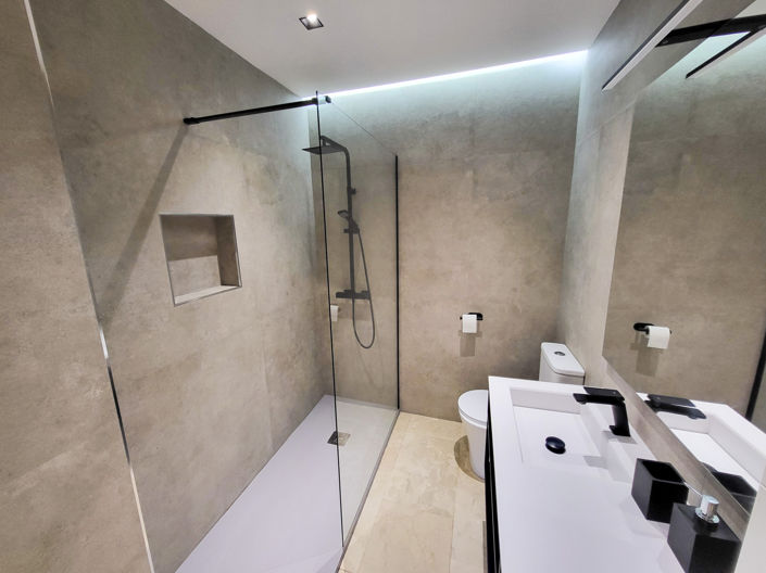 Image No.12-2 Bed Apartment for sale