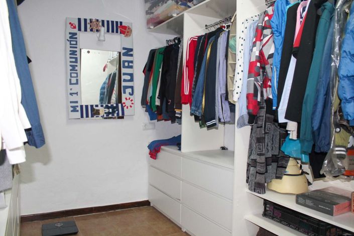 Image No.19-6 Bed Villa for sale