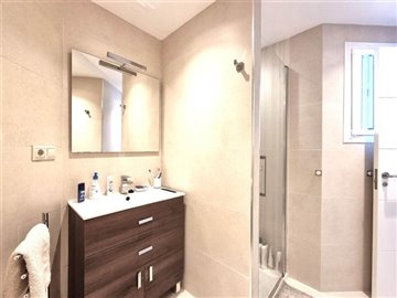 Bathroom (1)