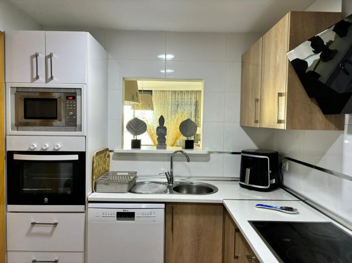 Image No.8-2 Bed Apartment for sale