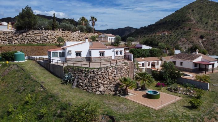 Image No.1-Villa de 3 chambres à vendre à Álora