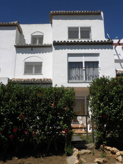 Image No.1-5 Bed Townhouse for sale
