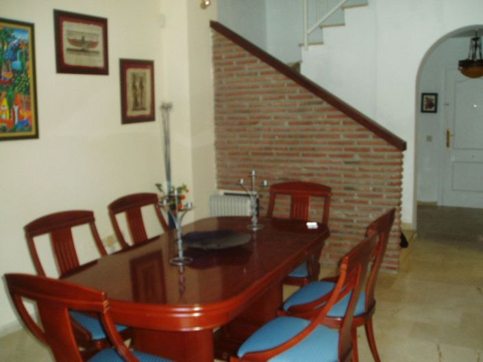 Image No.10-5 Bed Townhouse for sale