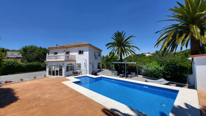 Image No.1-Maison de campagne de 5 chambres à vendre à Coin