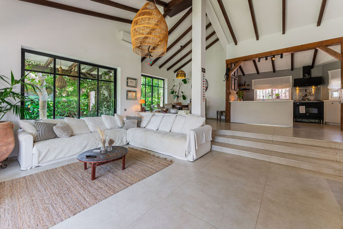 Image No.15-4 Bed Villa for sale