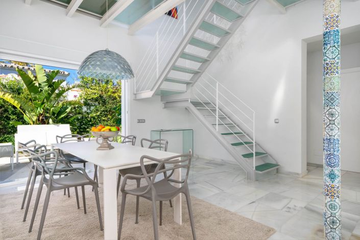 Image No.18-3 Bed Villa for sale