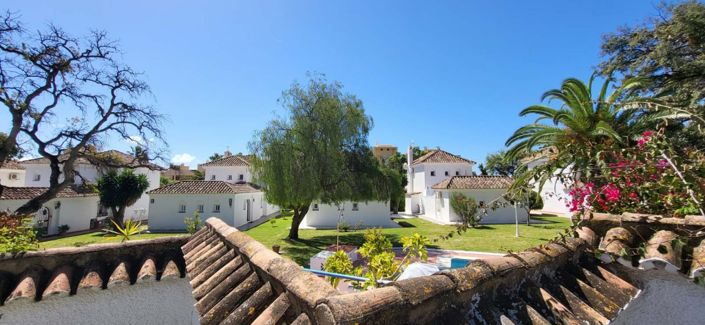 Image No.12-4 Bed Villa for sale