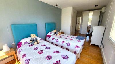 b98le8d7m9k3degpefzhs0lif8u4xzvzhwxtmggyekxx9