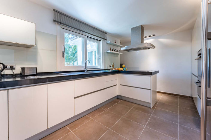 Image No.4-4 Bed Villa for sale