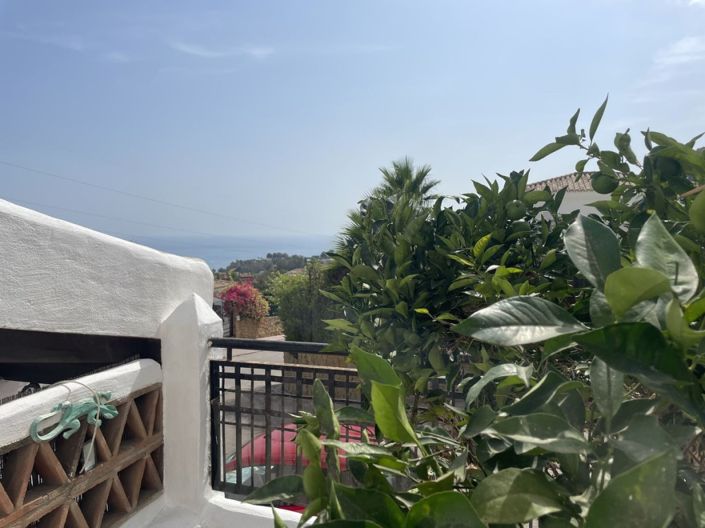 Image No.17-2 Bed Apartment for sale