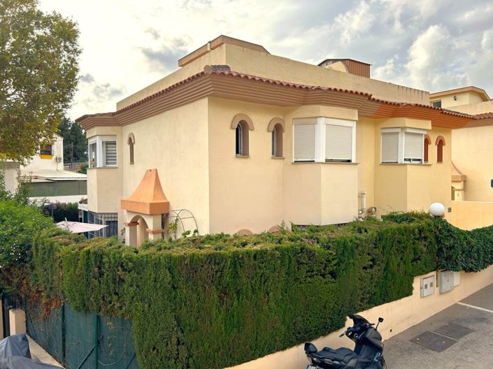 Image No.1-Jumelé de 3 chambres à vendre à Mijas