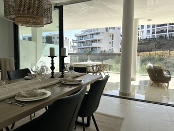 dining 3