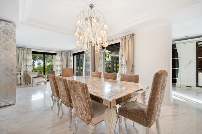 Image No.5-6 Bed Villa for sale