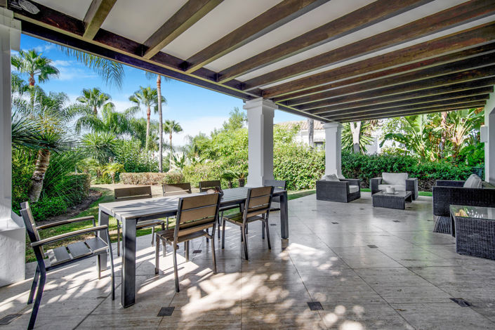 Image No.1-5 Bed Villa for sale