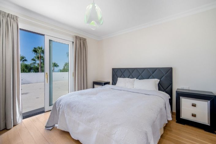 Image No.13-5 Bed Villa for sale