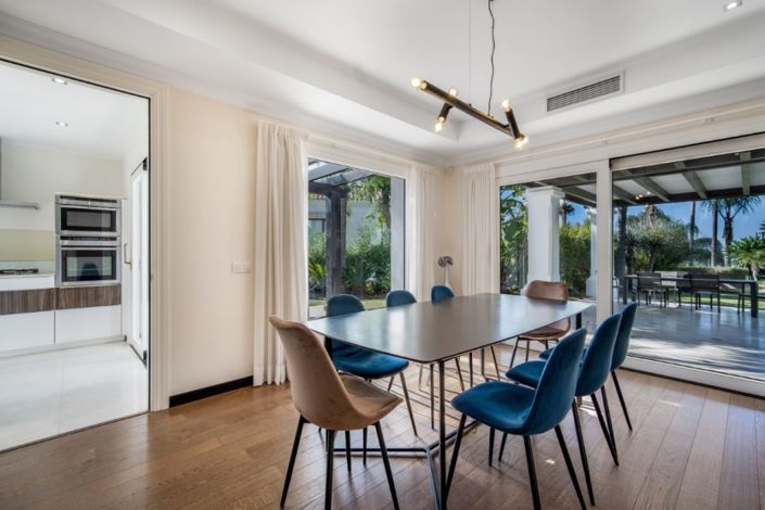 Image No.17-5 Bed Villa for sale