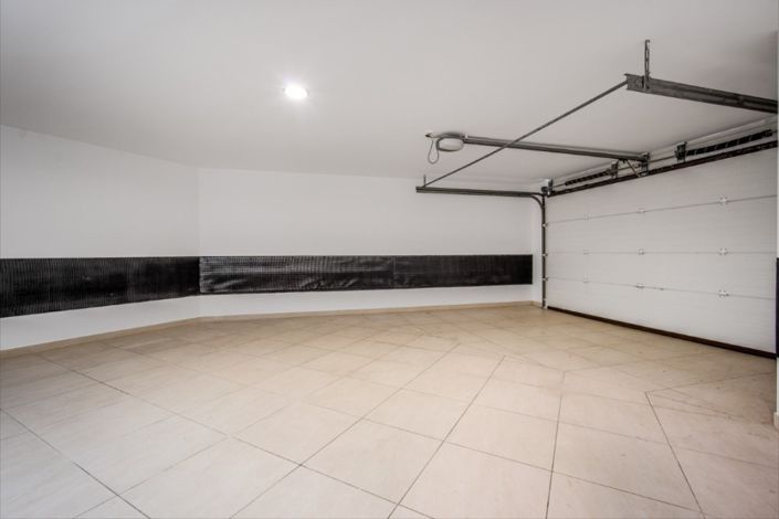 Image No.18-5 Bed Villa for sale