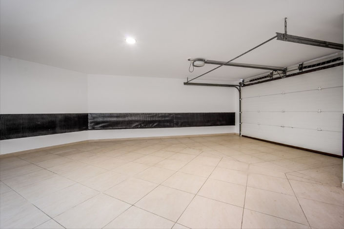 Image No.18-5 Bed Villa for sale