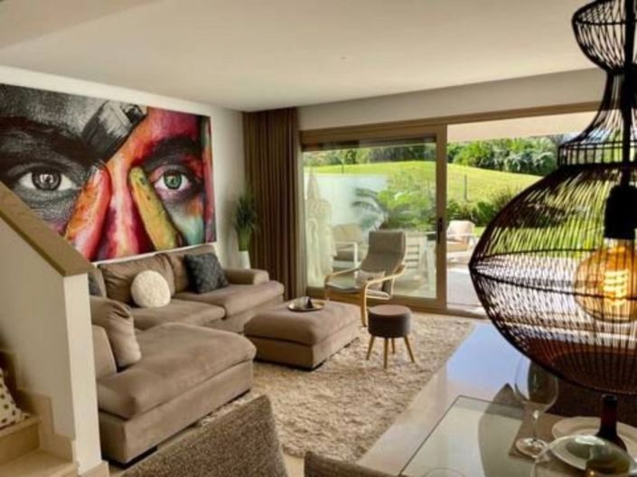 Image No.1-3 Bed Semi-Detached for sale