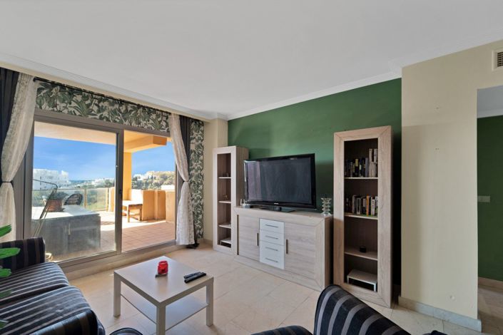 Image No.20-3 Bed Apartment for sale