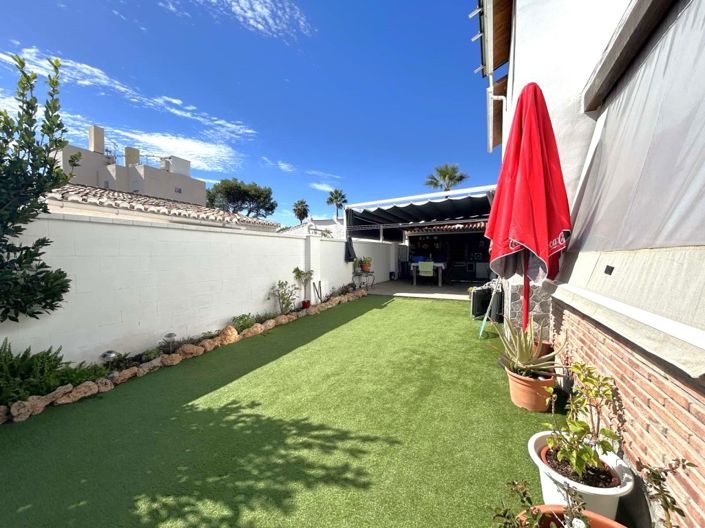 Image No.17-4 Bed Villa for sale