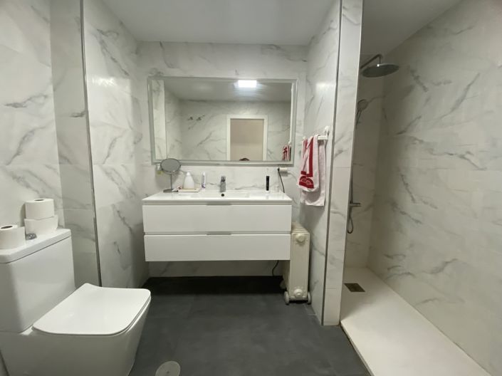 Image No.15-3 Bed Apartment for sale