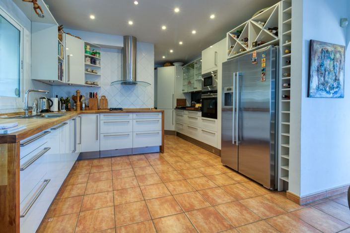 Image No.4-4 Bed Villa for sale