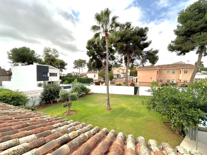 Image No.3-5 Bed Villa for sale