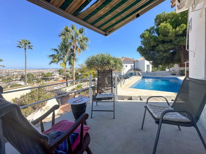 Image No.1-5 Bed Villa for sale