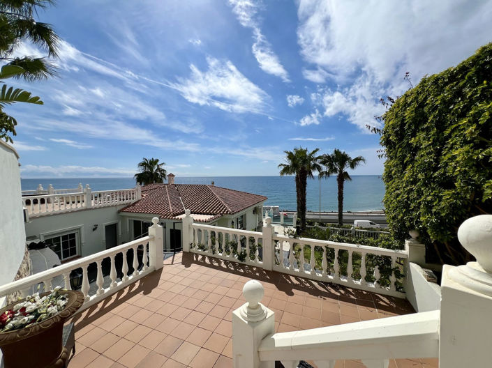 Image No.4-5 Bed Villa for sale