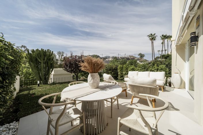 Image No.10-3 Bed Townhouse for sale