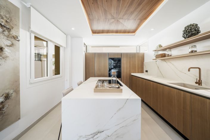 Image No.13-3 Bed Townhouse for sale