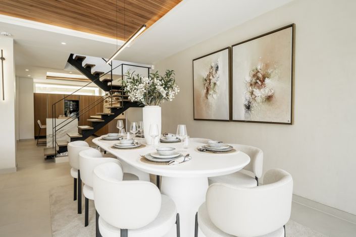 Image No.18-3 Bed Townhouse for sale