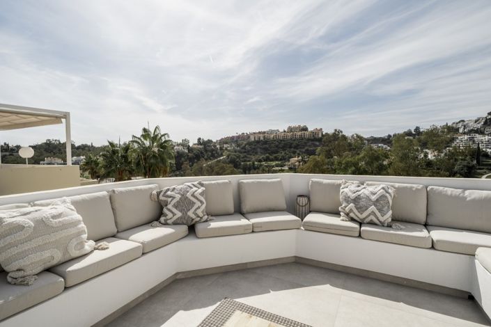 Image No.6-3 Bed Townhouse for sale