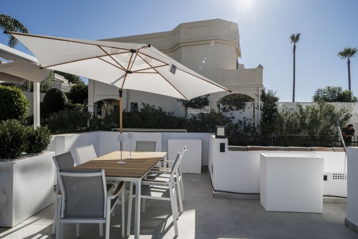 Image No.8-3 Bed Townhouse for sale