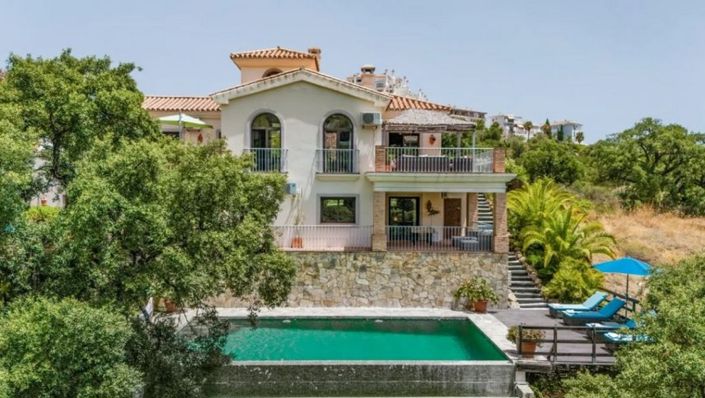 Image No.1-Villa de 3 chambres à vendre à Estepona