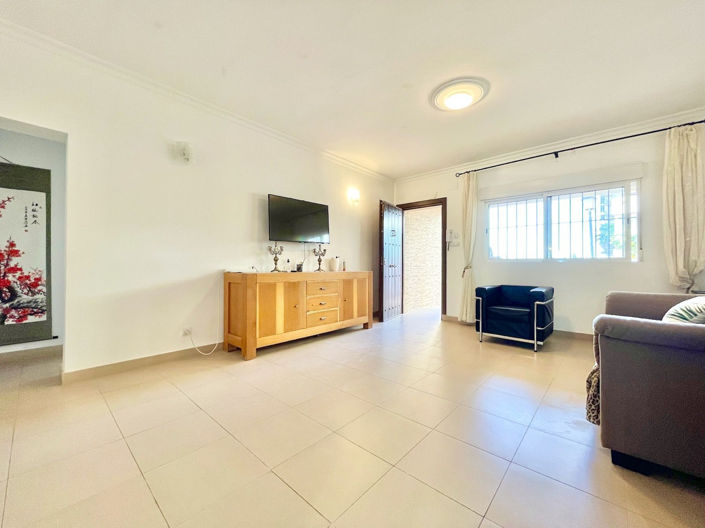 Image No.12-5 Bed Villa for sale