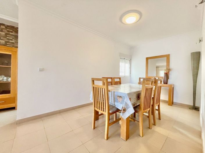 Image No.6-5 Bed Villa for sale