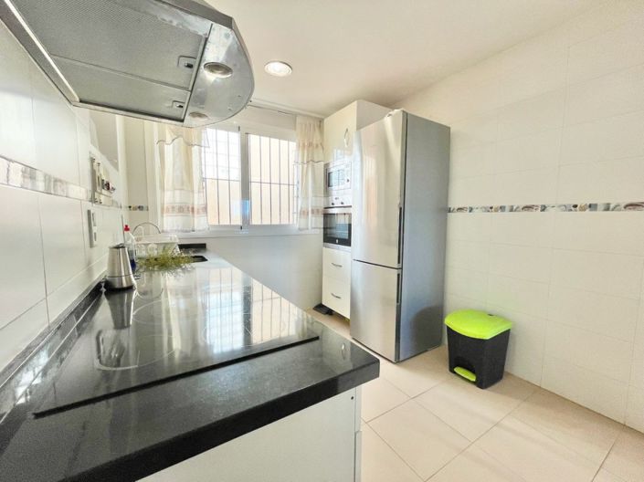 Image No.10-5 Bed Villa for sale