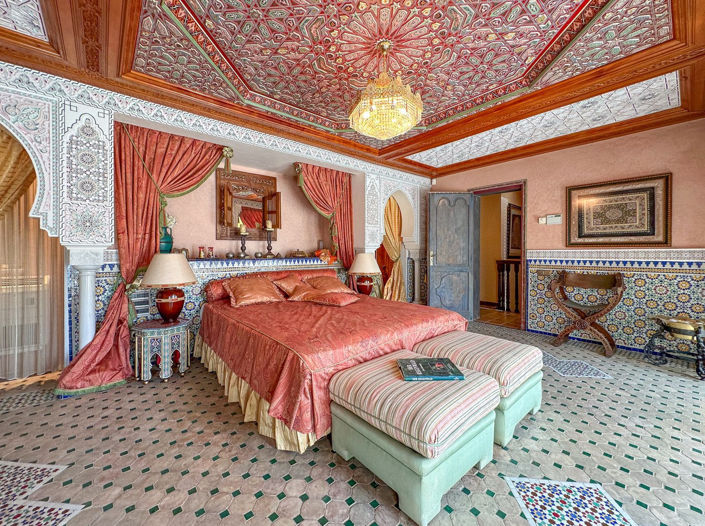 Image No.17-9 Bed Villa for sale