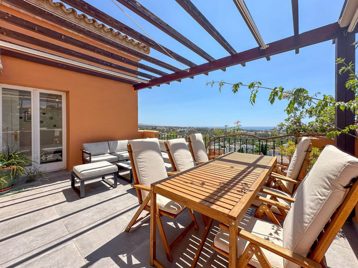 Image No.19-3 Bed Property for sale